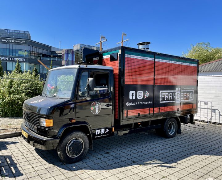 Hledáme kolegy na pozice pizzař a kuchař do food trucku a ke grilu